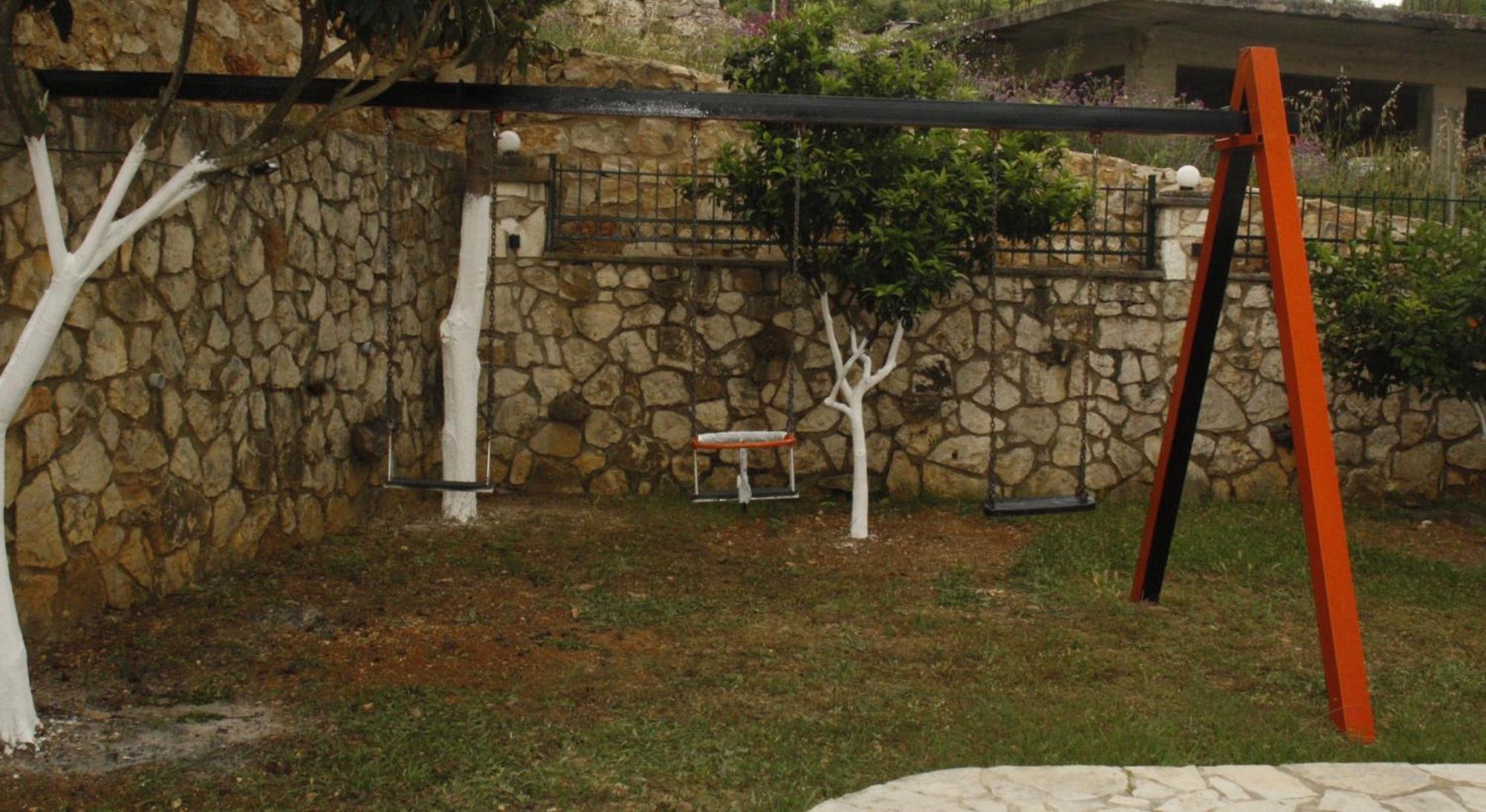 Villa Kreshta คซามิล ภายนอก รูปภาพ